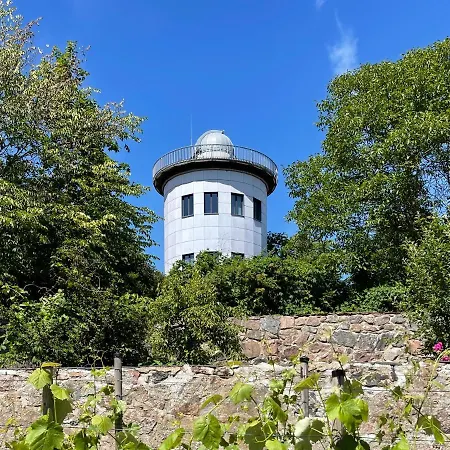 公寓 Zuarin Gewoelbekeller - Direkt Am Schlossgarten Von - Parkplatz Vorhanden -aufladestation Fuer Elektro-autos *