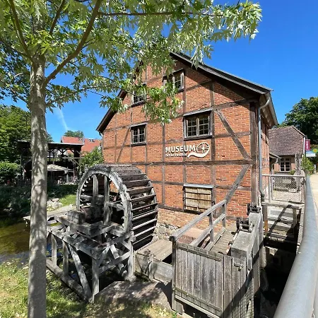 Lejlighed Zuarin Gewoelbekeller - Direkt Am Schlossgarten Von - Parkplatz Auf Anfrage - Aufladestation Fuer Elektro-autos Vorhanden Schwerin (Mecklenburg-Vorpommern)