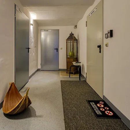 Lejlighed Zuarin Gewoelbekeller - Direkt Am Schlossgarten Von - Parkplatz Auf Anfrage - Aufladestation Fuer Elektro-autos Vorhanden